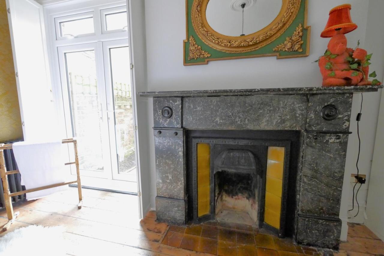 וורטינג Quirky Spacious Ground Floor Victorian Garden Flat מראה חיצוני תמונה